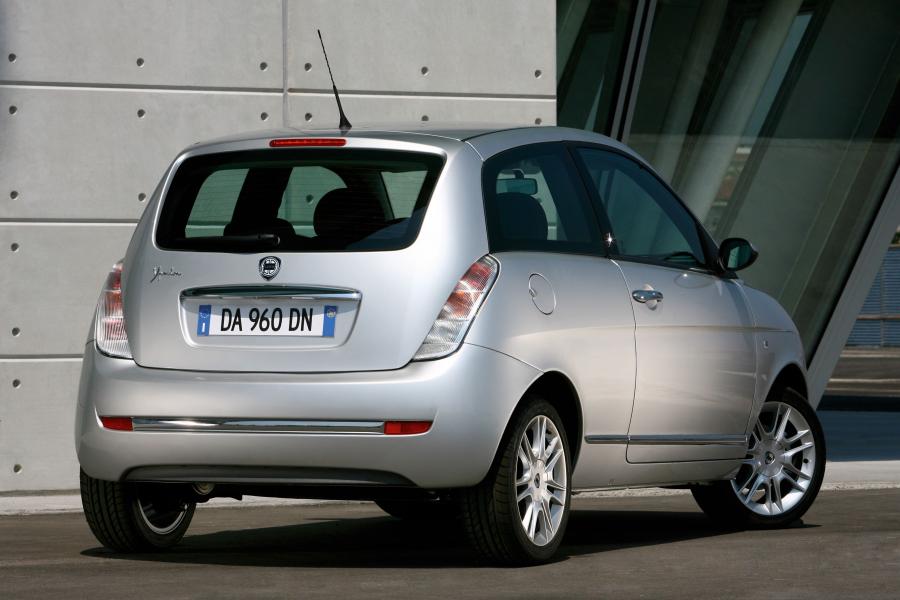  Lancia Ypsilon (843) 2006 года  (фото 11 из 43)